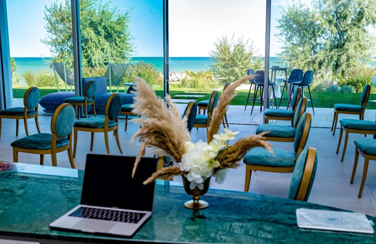 Novum By The Sea Aparthotel Олимп Екстериор снимка