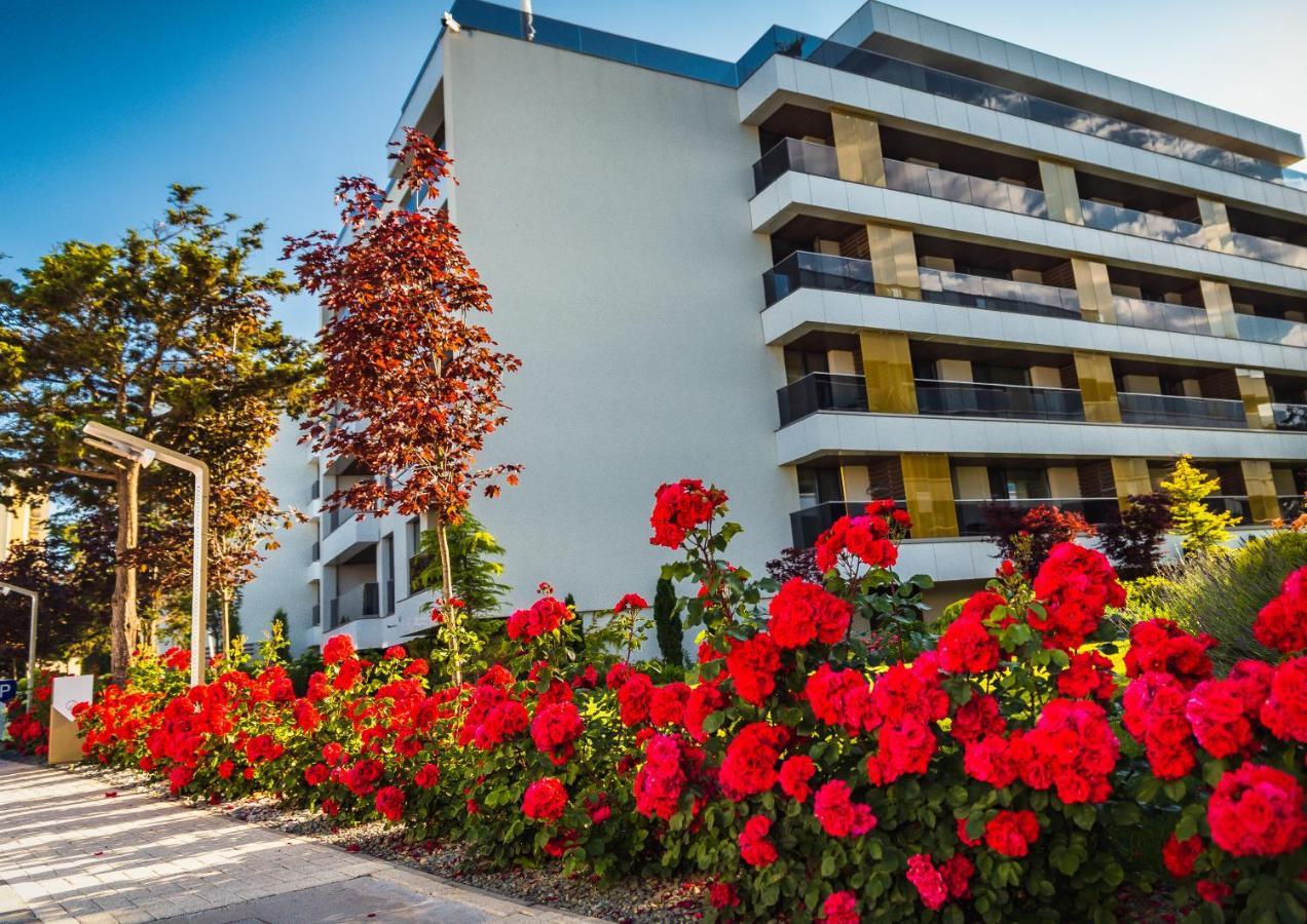Novum By The Sea Aparthotel Олимп Екстериор снимка